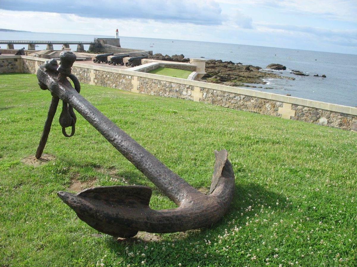 Oceane Flore Appart Vue Mer Les Sables-dʼOlonne Екстериор снимка